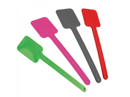 Plastová lyžica na krmivo